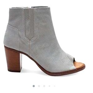 💜TOMS SUEDE ANKLE BOOTIE!!!!!!